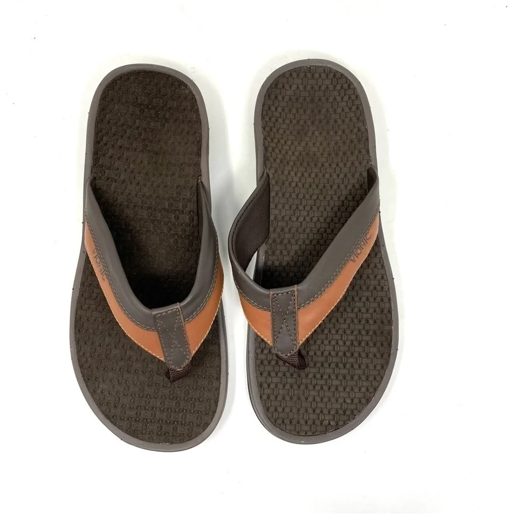 VIONIC JOEL: TOE POST SANDAL chocolate/tan